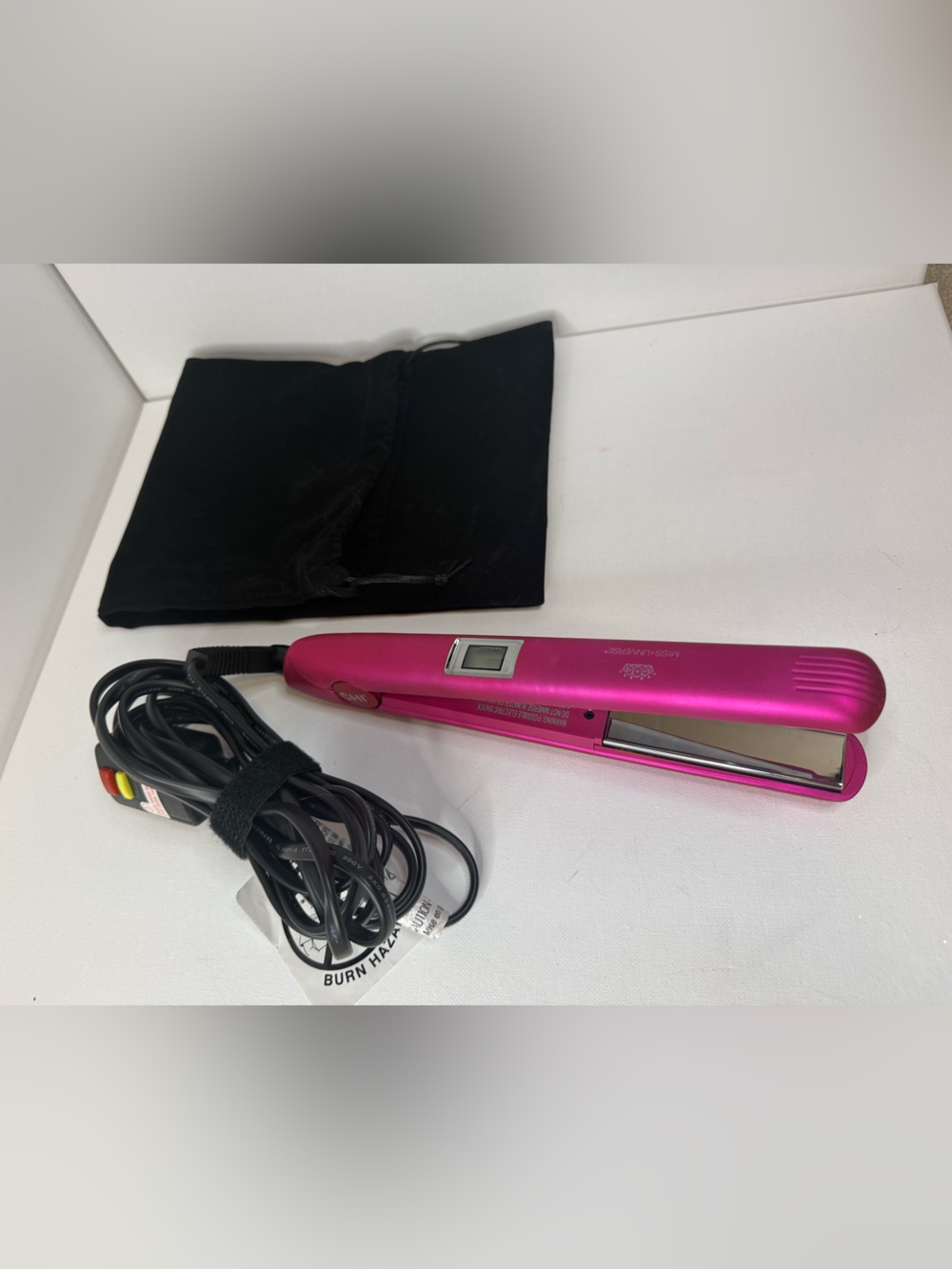 CHI x Miss Universe Limited Edition 1" Titanium Flat Iron Pink